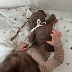 Мобиль музыкальный Vanilla Copenhagen "Кролик", коричневый