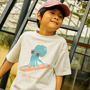 Футболка Джинджерснэпс (Gingersnaps) "Осьминог Оруо", серая