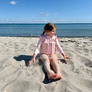 Жилет для плавания Vanilla Copenhagen "Солнечный Пляж", цветы на розовом