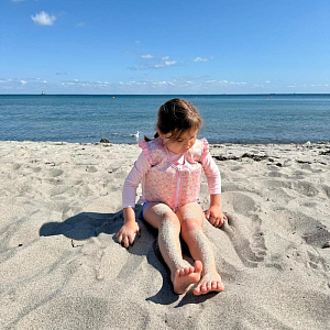 Жилет для плавания Vanilla Copenhagen "Солнечный Пляж", цветы на розовом