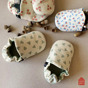 Тапочки мягкие Mэйзон Петит Жур (Maison Petit Jour) "Мухоморы", кремовые