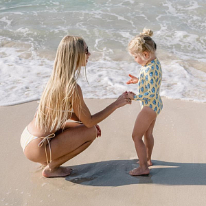 Купальник с длинным рукавом Бадавии Бичвеа (Badawii Beachwear), солнечные ракушки