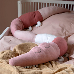 Подушка-игрушка Sebra "Крокодил", розовый
