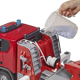 Пожарный автомобиль Bruder "Scania" с помпой