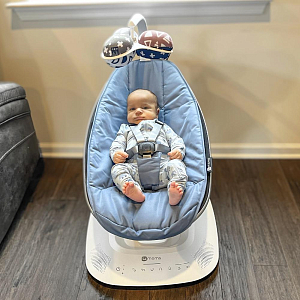 Кресло-качалка 4moms "MamaRoo", грифельно-голубая