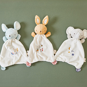 Игрушка-комфортер с подвеской Kaloo "Mouse", серия "Petites Chansons", голубая, 28 см