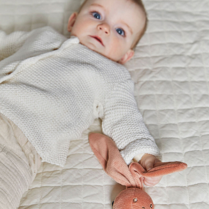 Мяч-погремушка текстильная Kaloo "My little rattle balls", серия "Lapinoo", терракотовая, 6 см