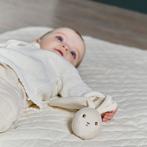 Мяч-погремушка текстильная Kaloo "My little rattle balls", серия "Lapinoo", бежевый, 6 см