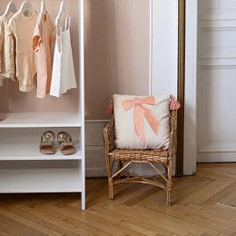 Подушка с вышивкой Cam Cam Copenhagen "Bows", кремовая, 35 х 35 см