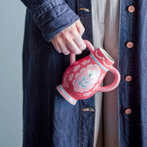 Ваза Bloomingville "Odina", красно-розовая