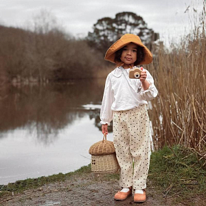 Цифровая камера Mrs. Ertha "Cam Cam Bouquet Silhouette", цветочный эскиз с ореховым