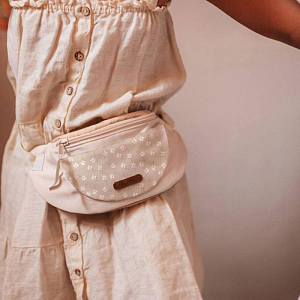 Сумка поясная Mrs. Ertha "Little Daisys", очарование маргариток