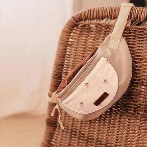 Сумка поясная Mrs. Ertha "Strawberries", райские ягоды