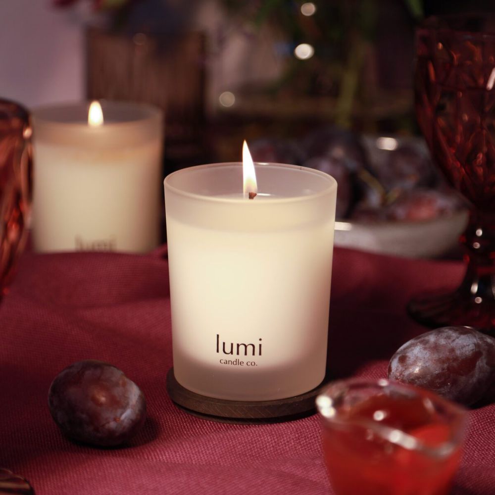 Cвеча матовая Lumi Candle "Velvet plum"
